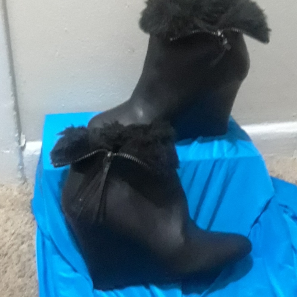 Ankle booties
